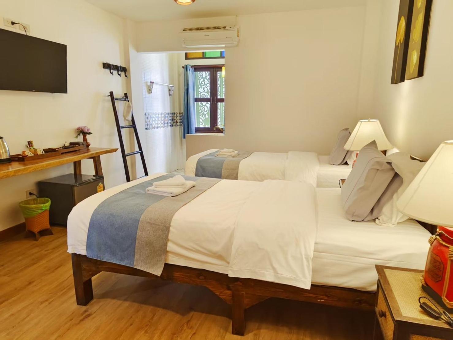 Hetai Boutique House Hotel Chiang Mai Ngoại thất bức ảnh